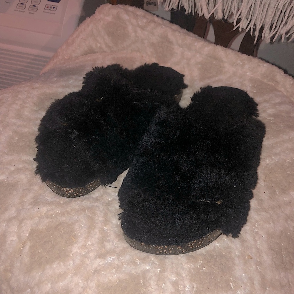 Furry Black Sandals